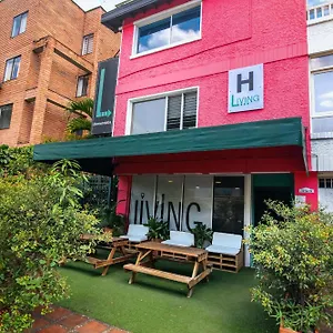 Living Hostal