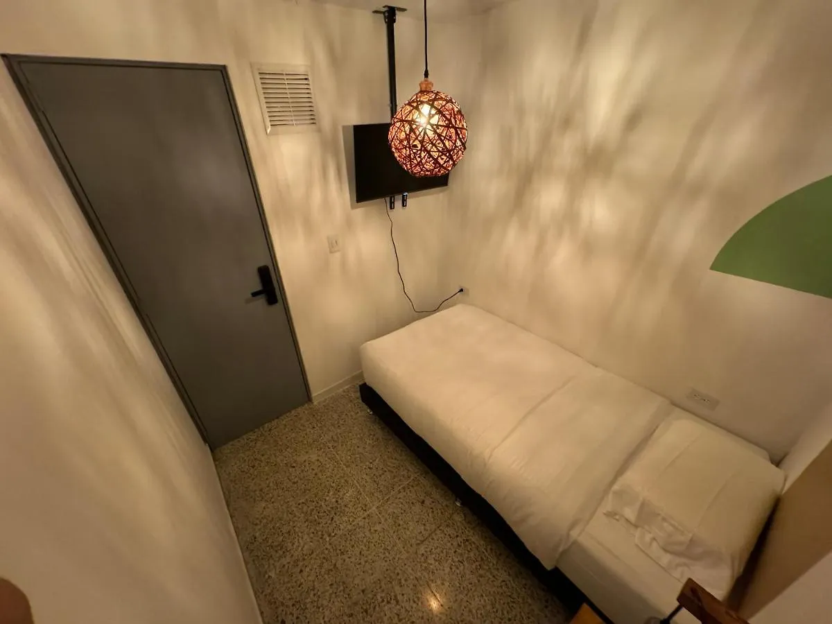 Pensión Hotel Rustik House Medellín