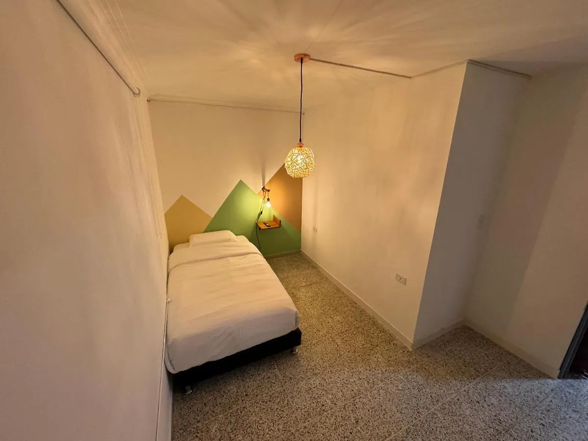 Hotel Rustik House Medellín 0*,